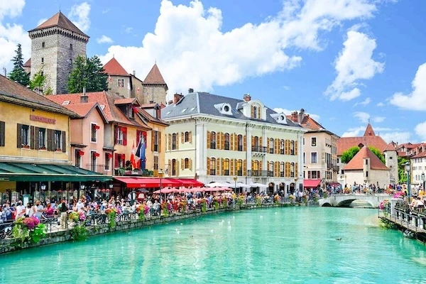 Annecy proche de l'oasis du Sierroz