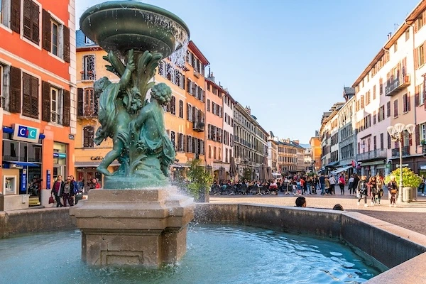 Chambery proche de l'oasis du Sierroz